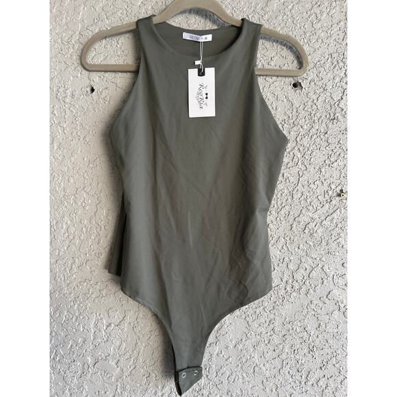NWT Reoria size medium olive green tank bodysuit - Picture 1 of 3